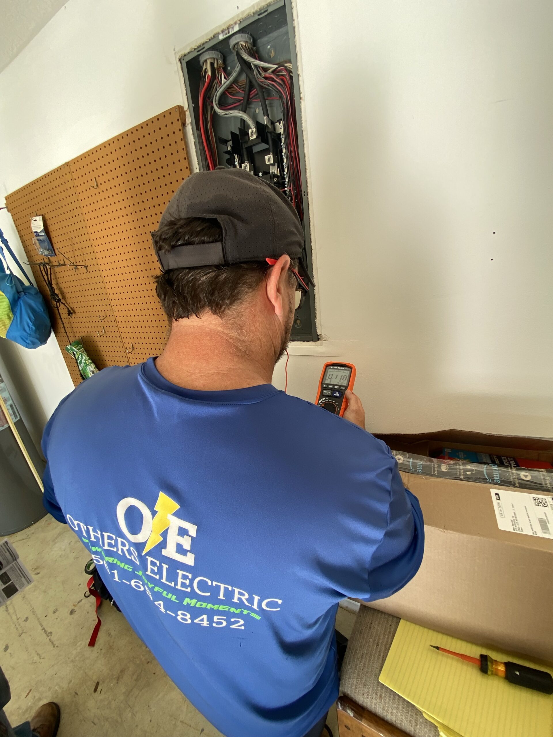 Commercial electrical panel upgrade in Florida, Others Electric